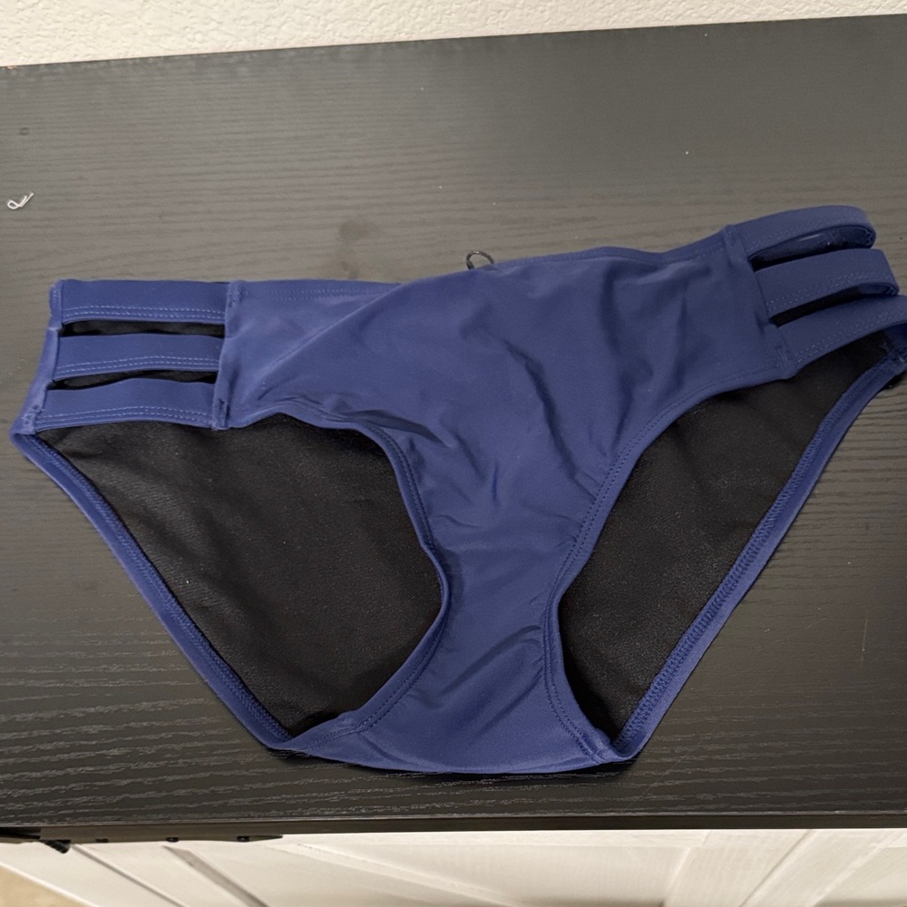 Ocean blues bikini bottom small NWT